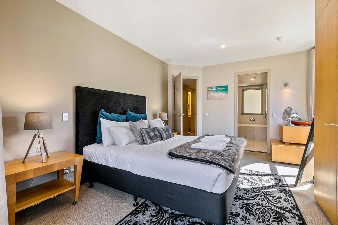 Enormous One Bedroom Beauty In Cbd! Free Parking Окленд Екстер'єр фото