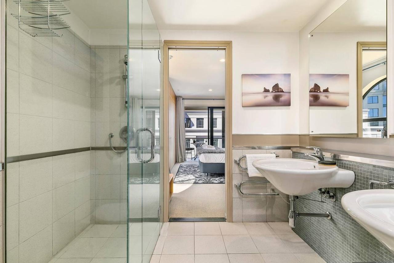 Enormous One Bedroom Beauty In Cbd! Free Parking Окленд Екстер'єр фото